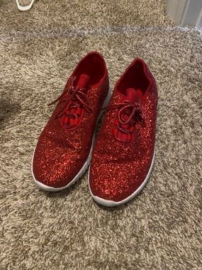 Red Glitter Women's Fashion Sneakers - Sparkling Casual Shoes
